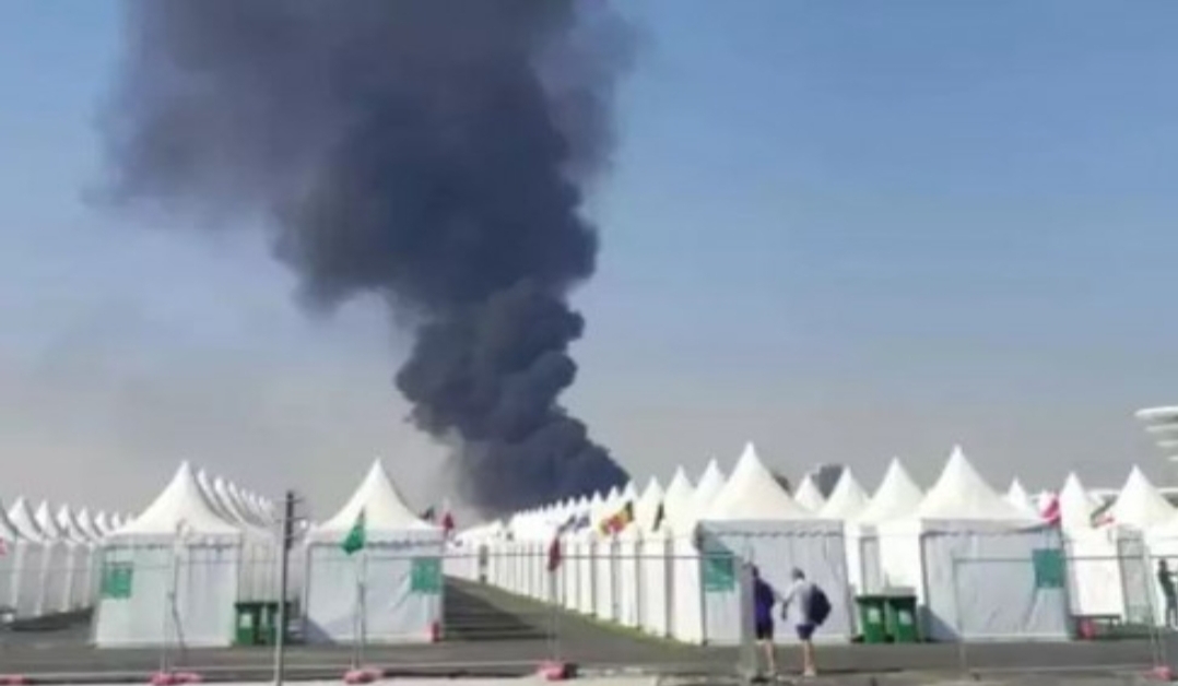 कतर में खेले जा रहे फीफा वर्ल्डकप में हुआ बड़ा हादसा, खेल गांव के पास लगी भीषण आग