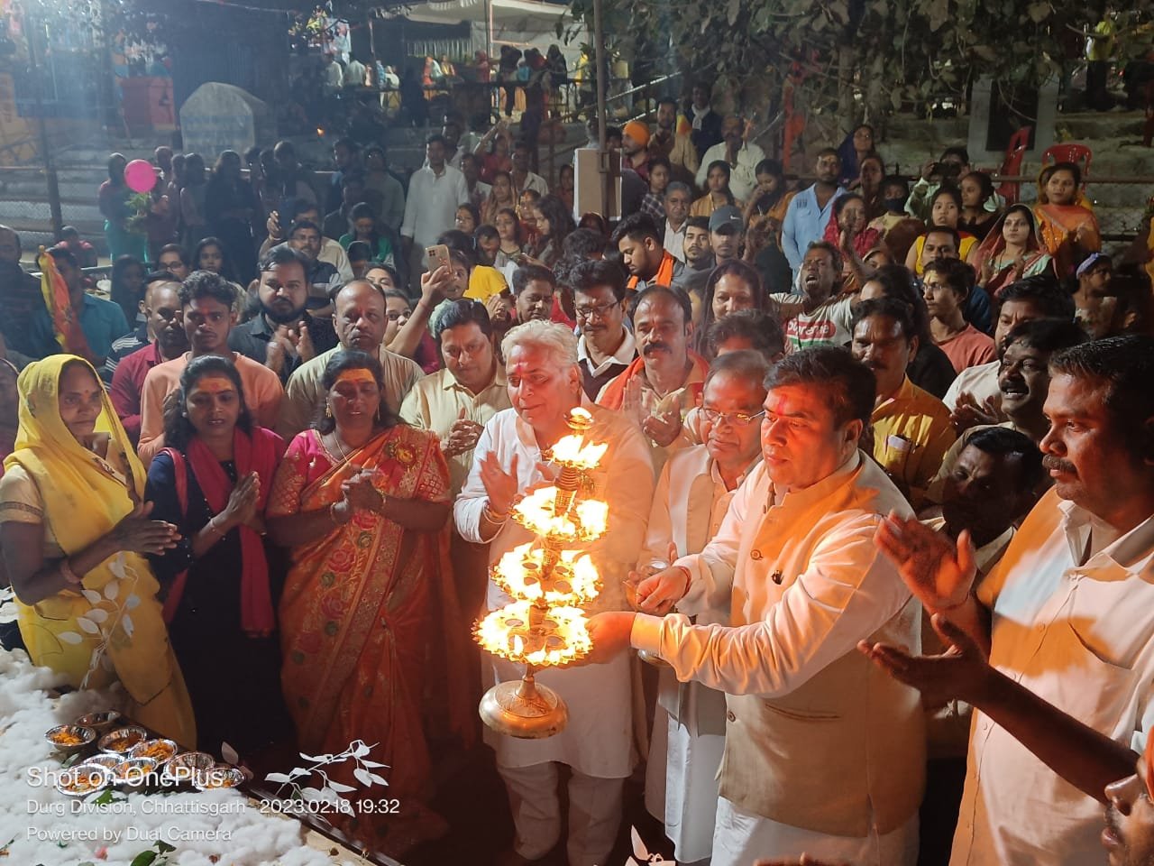 भगवान शिव का रूद्राभिषेक कर विधायक एवं महापौर ने सुख समृद्धि की प्रार्थना की: