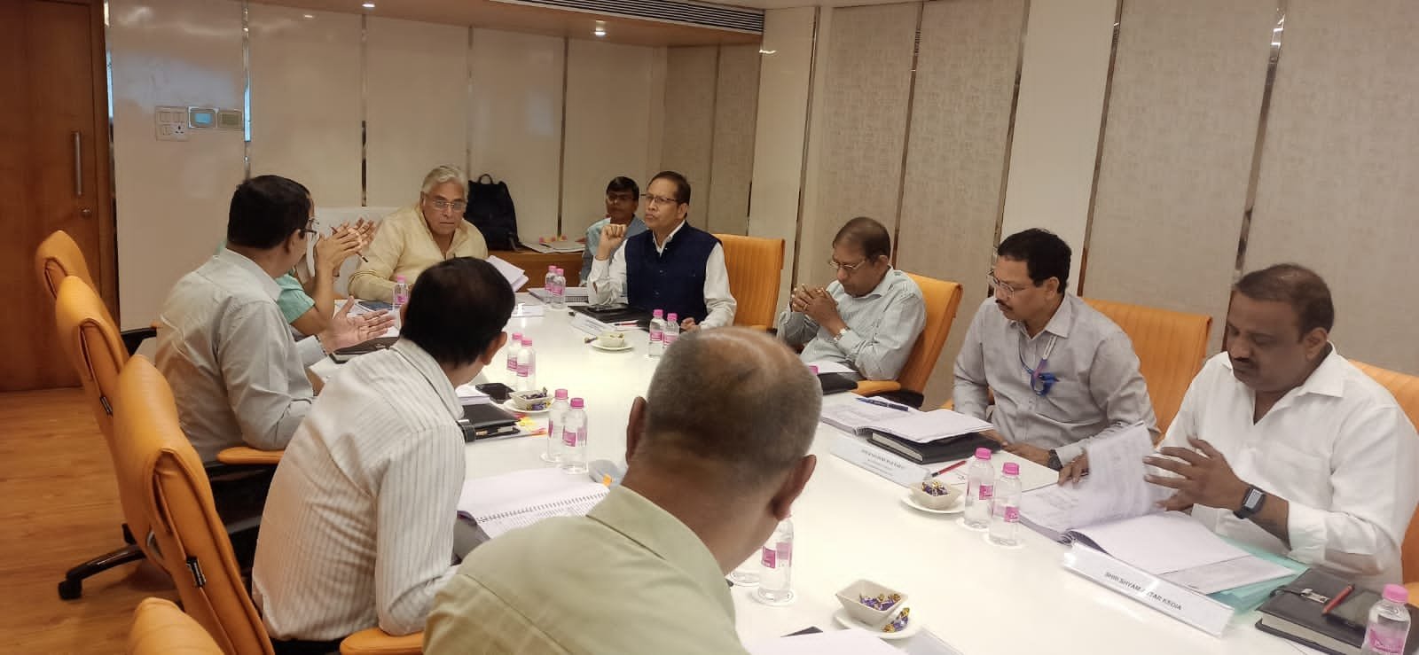 वेयरहाउसिंग की 51 वीं बैठक में अध्यक्ष वोरा ने दिया कर्मचारी हितों पर जोर