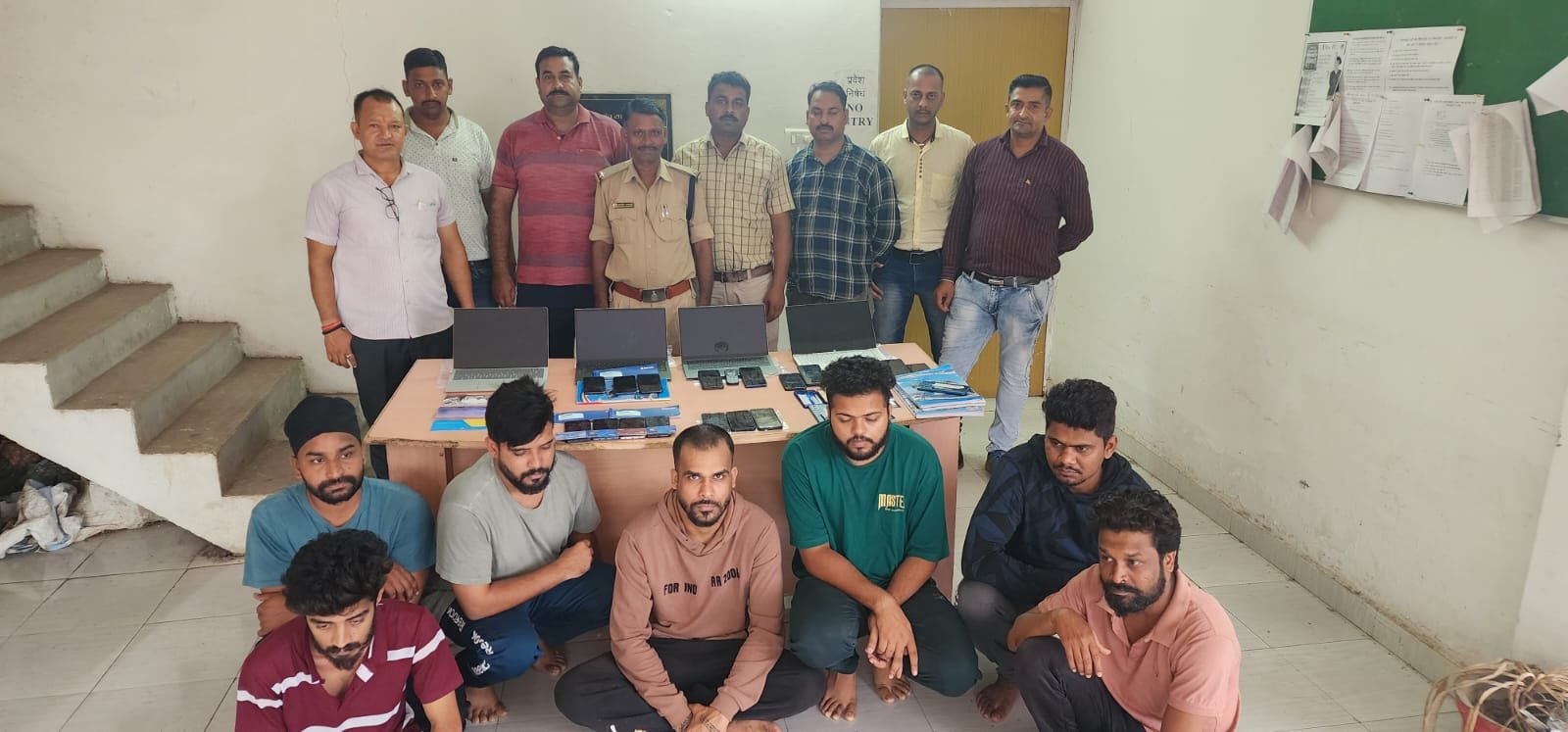 महादेव बुक और रेड्डी अन्ना बुक युवाओं को बना रहा शिकार, ऑनलाइन सट्टा फिर पकड़ाया, 7 गिरफ्तार