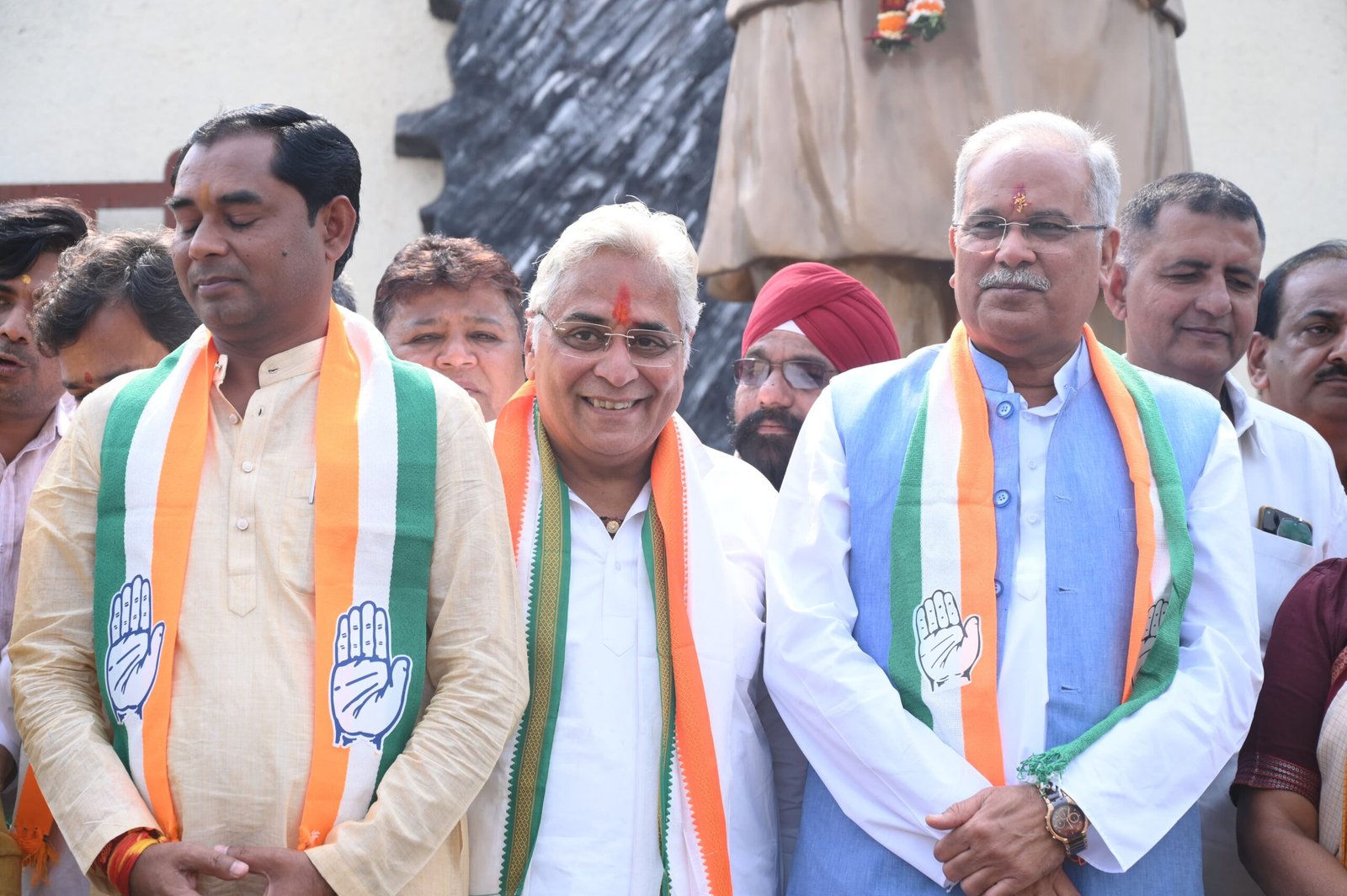 भूपेश है तो विश्वास है, रैली निकाल नामांकन दाखिल