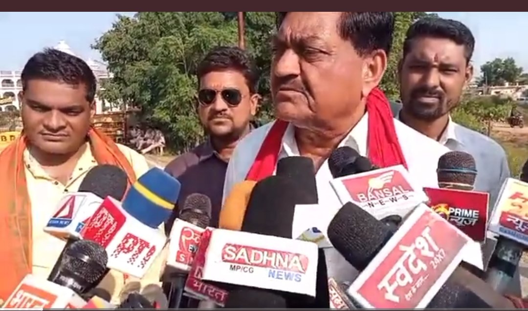 नवागढ़ से भाजपा प्रत्याशी दयाल दास ने प्रचार तेज किया, नामांकन के लिए बेमेतरा पहुंचे