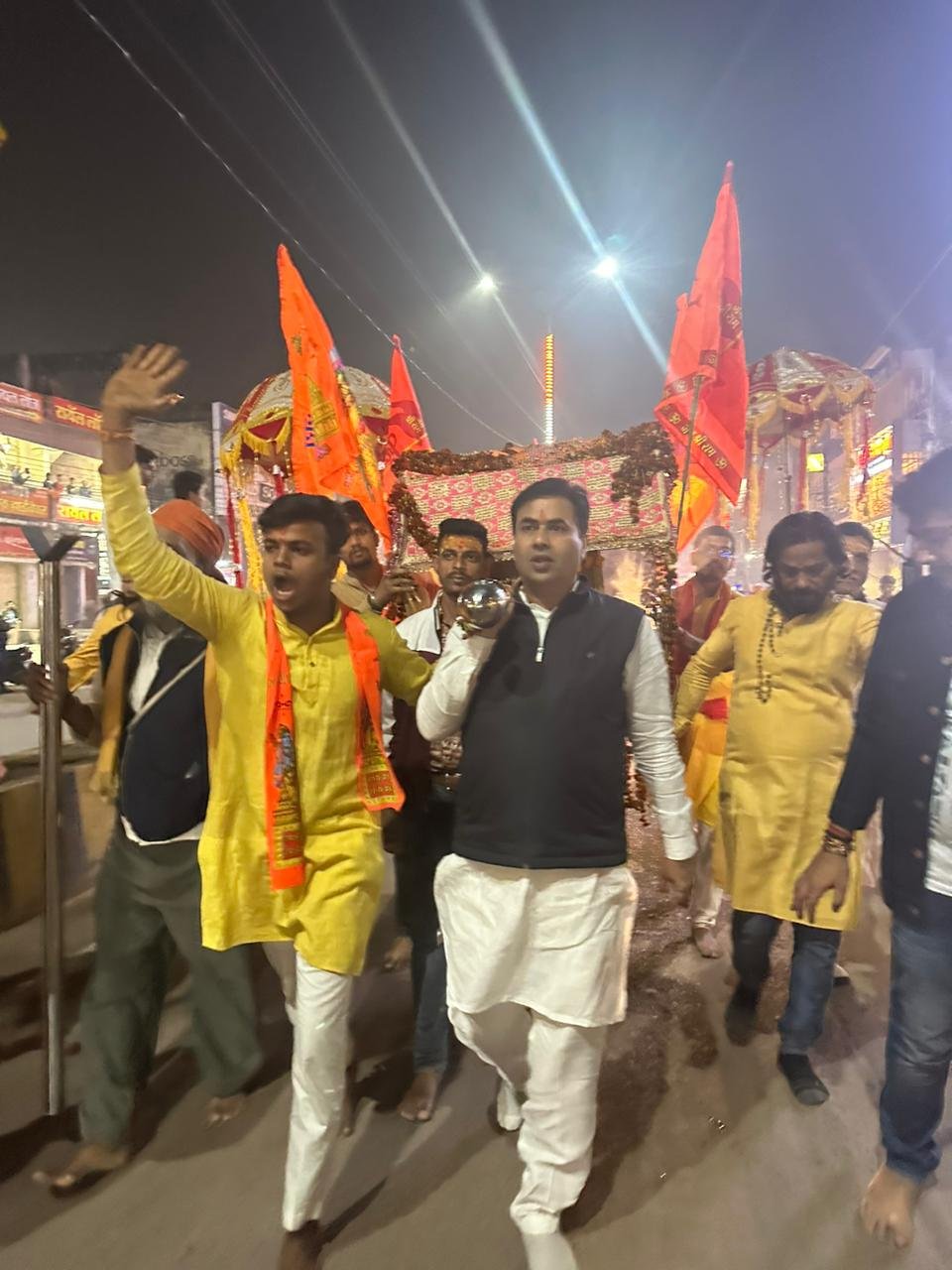 महापौर बाकलीवाल राम लला की प्राण प्रतिष्ठा समारोह में शामिल हुए, कहा- देश में एक अलग अध्याय प्रारंभ हुआ