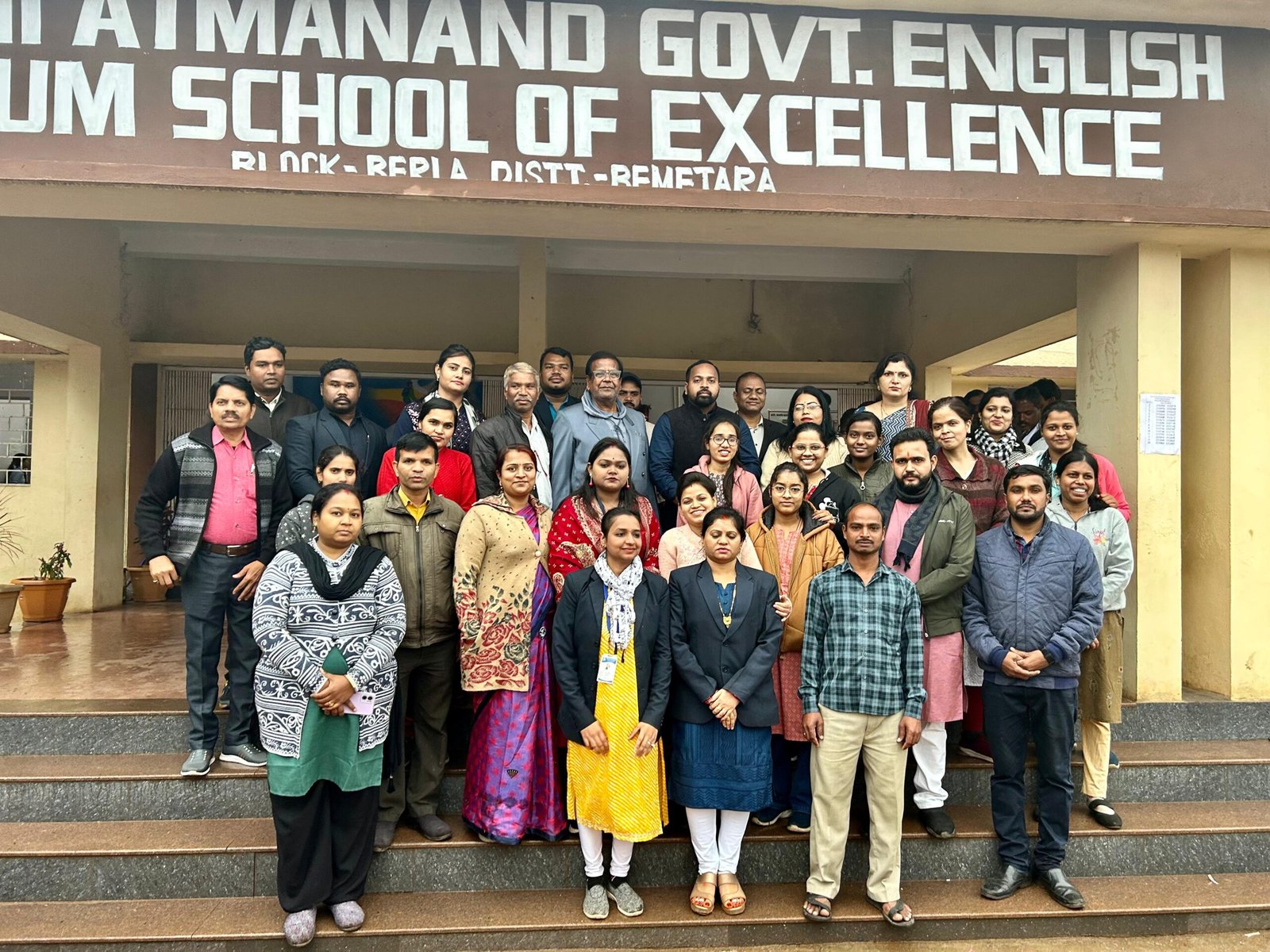 बेमेतरा विधायक दीपेश साहू का सेजस स्कूल बेरला के बच्चों ने मनाया जन्मदिन