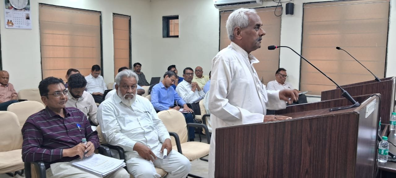 अटल ज्योति योजना की मौत हो गई है, लेकिन 5 जिलों के किसान उसकी लाश को सिंचाई पंपों की 6 घंटे की बिजली कटौती के रूप में 14 सालों से ढो रहे हैं : गुप्त