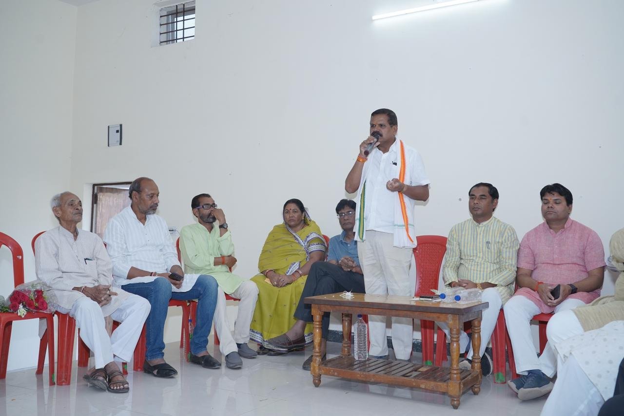 जनता का हित सर्वोपरि, मतदाता मुझे एक मौका जरूर दे : राजेंद्र