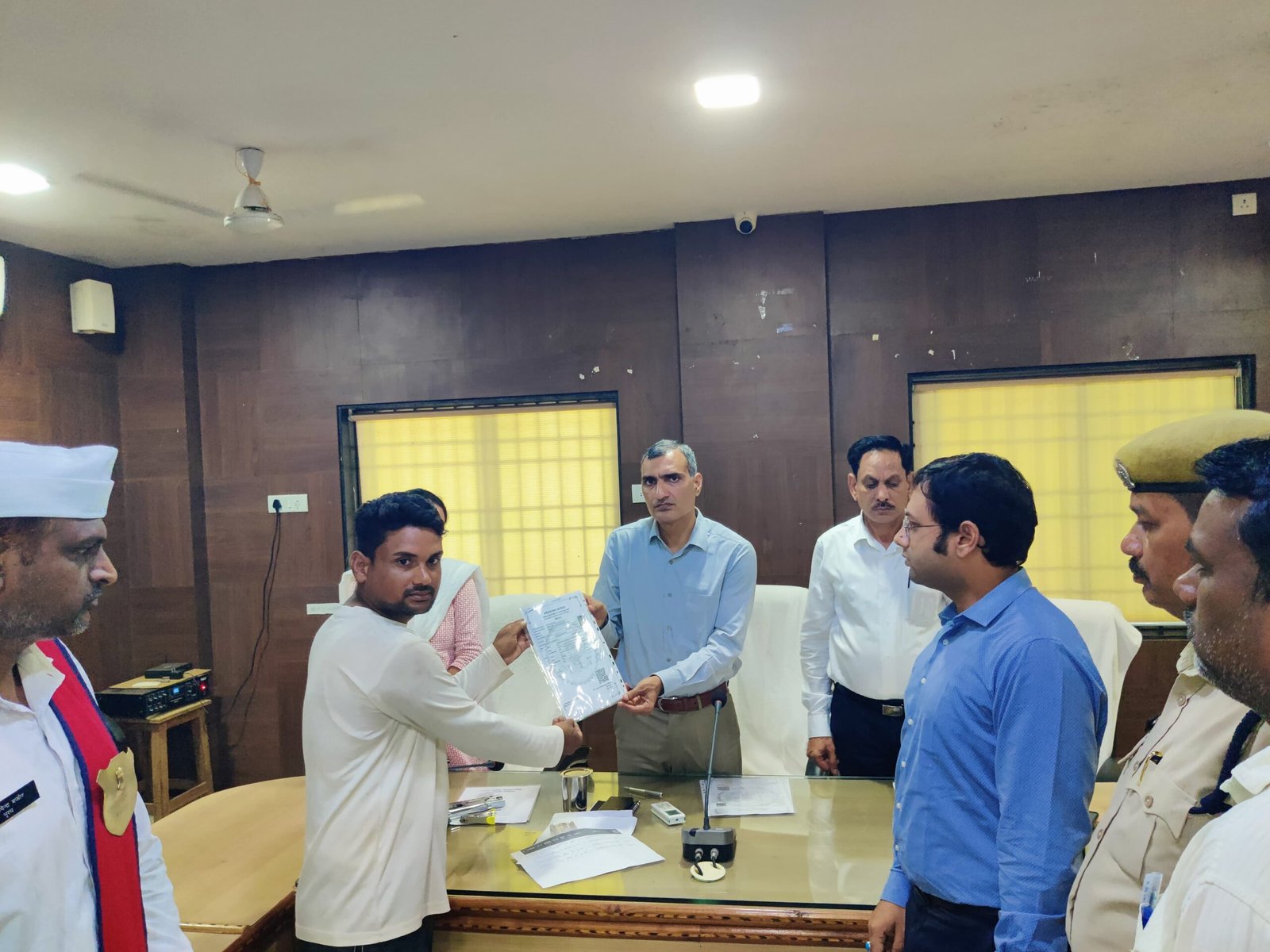 जनदर्शन में 47 आवेदन, कलेक्टर ने कहा- सभी को संबंधित विभागों को भेजा, होगी कार्रवाई