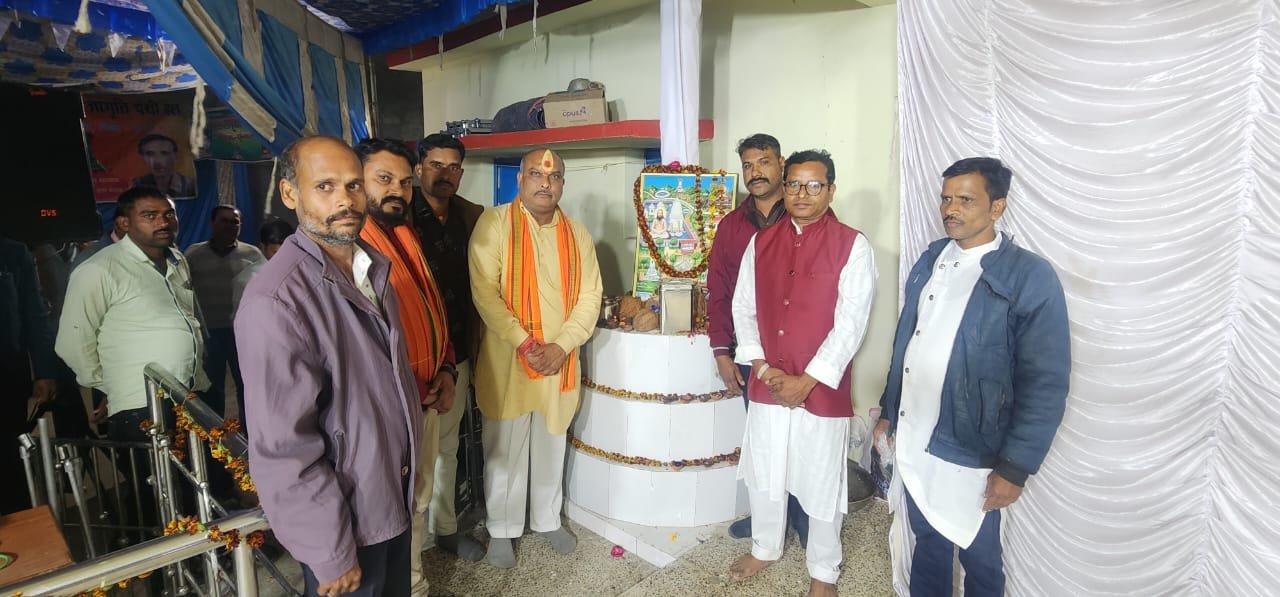 बाबा गुरु घासीदास जी के दिव्य उपदेशों और उनकी प्रेरणादायक विरासत को सजीव रखने का अनुपम उदाहरण है बाबा की जयंती