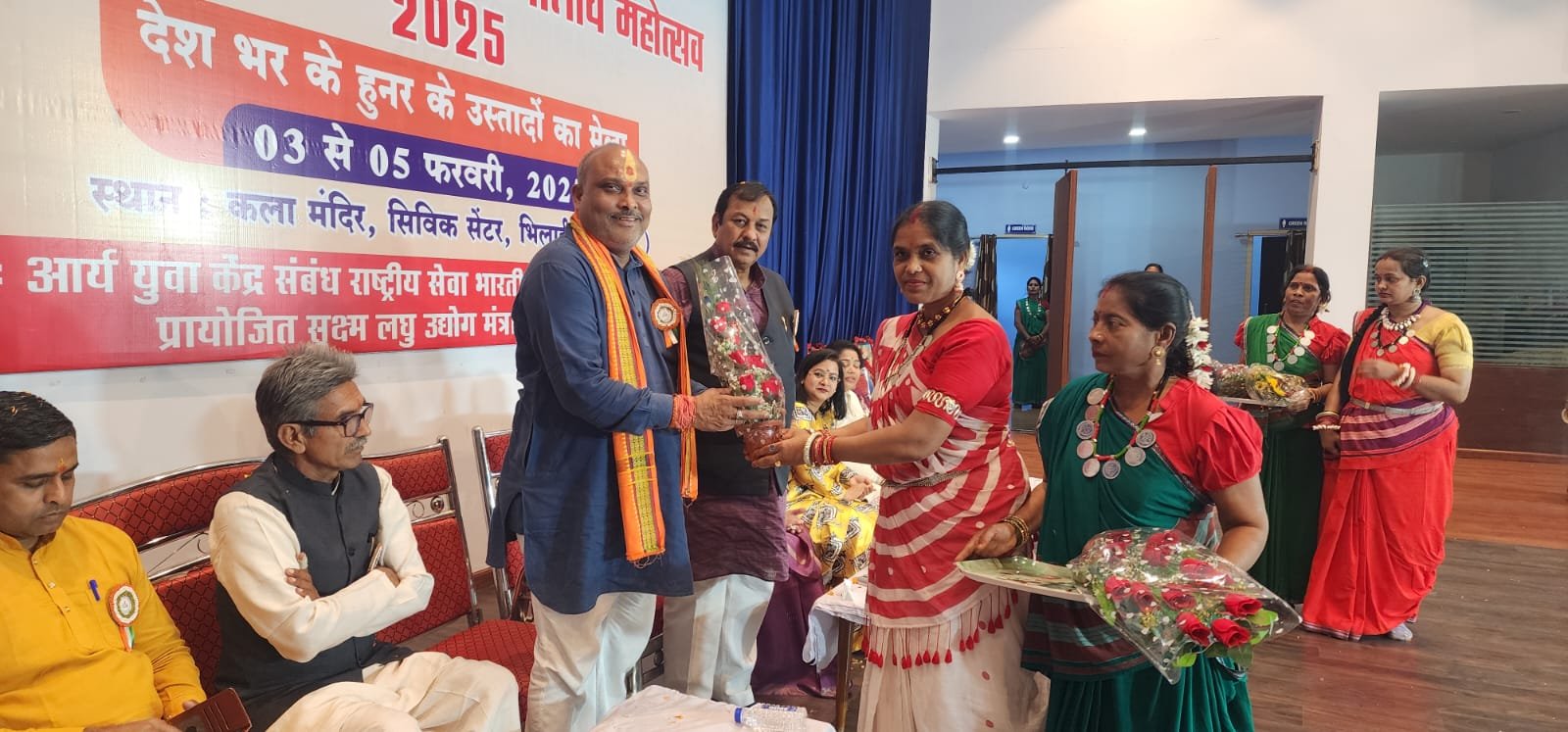 आदिवासी जनजाति महोत्सव हमारे देश की विविधता और समृद्धि का प्रतीक हैं: ललित चंद्राकर