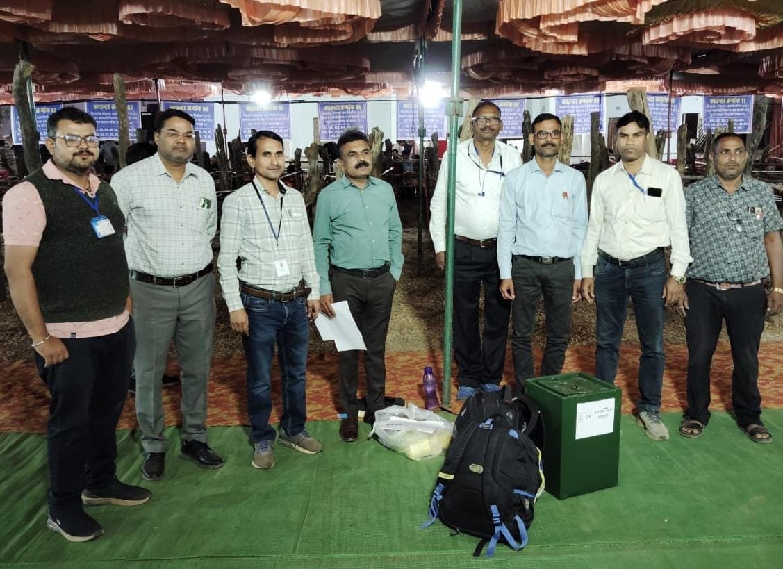 जिले में त्रिस्तरीय पंचायत चुनाव का अंतिम चरण शांतिपूर्ण संपन्न, मतदान कर्मियों ने सकुशल सामग्री जमा की