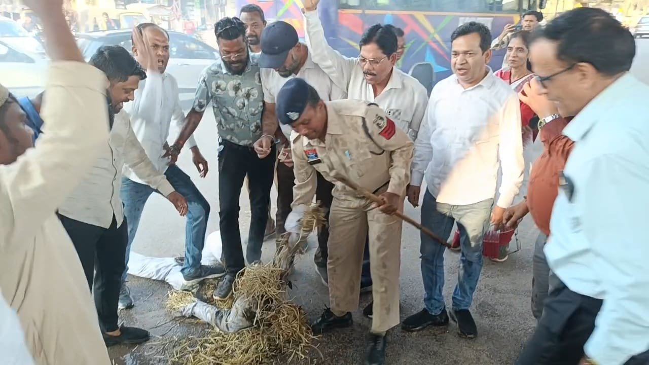 ईडी भाजपा के 150 करोड़ रुपये की लागत से बने कुशाभाऊ ठाकरे परिसर और एकात्म परिसर के वित्तीय स्रोतों की भी जांच करे: मुकेश चंद्राकर