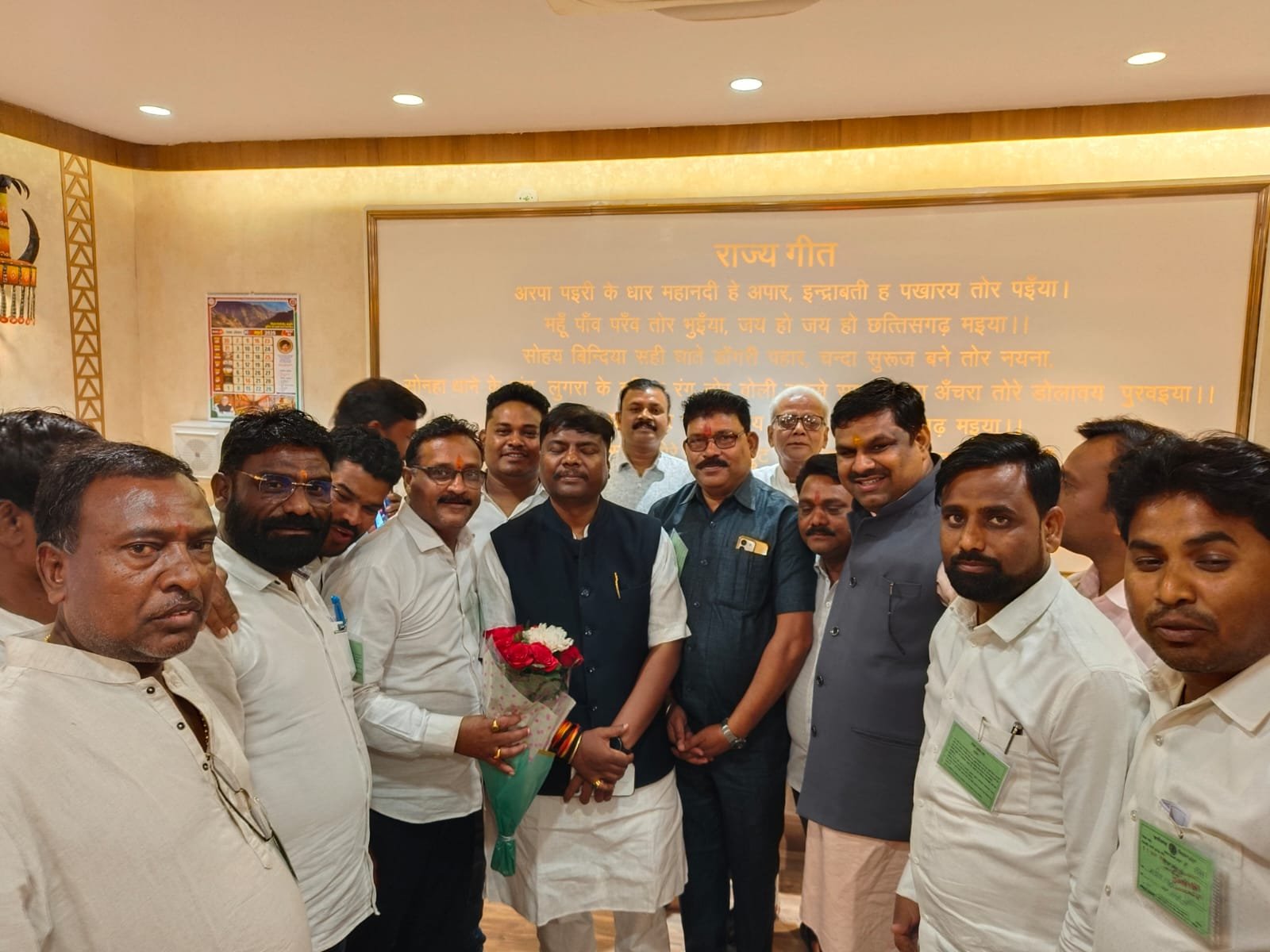 दुर्ग निगम के पार्षदो ने देखी विधानसभा की कार्यवाही, विधायक गजेन्द्र यादव रहे मौजूद