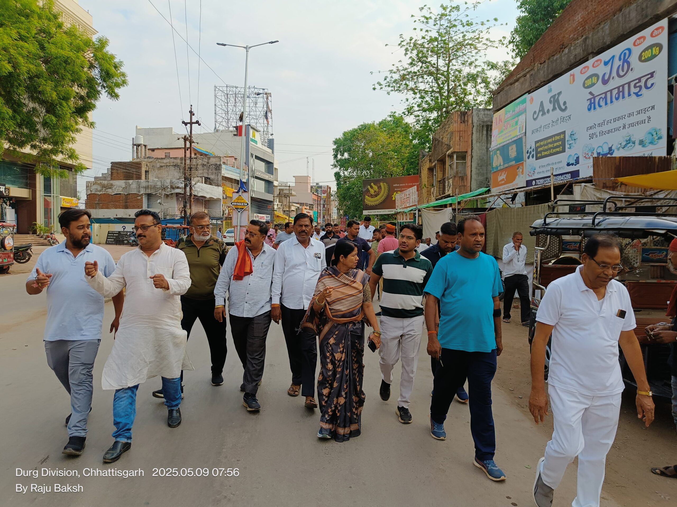शहर के सभी नाला, नालियों की समय पूर्व सफाई कार्य में और भी गति लाएं, ताकि बारिश का पानी आसानी से बह सके:महापौर