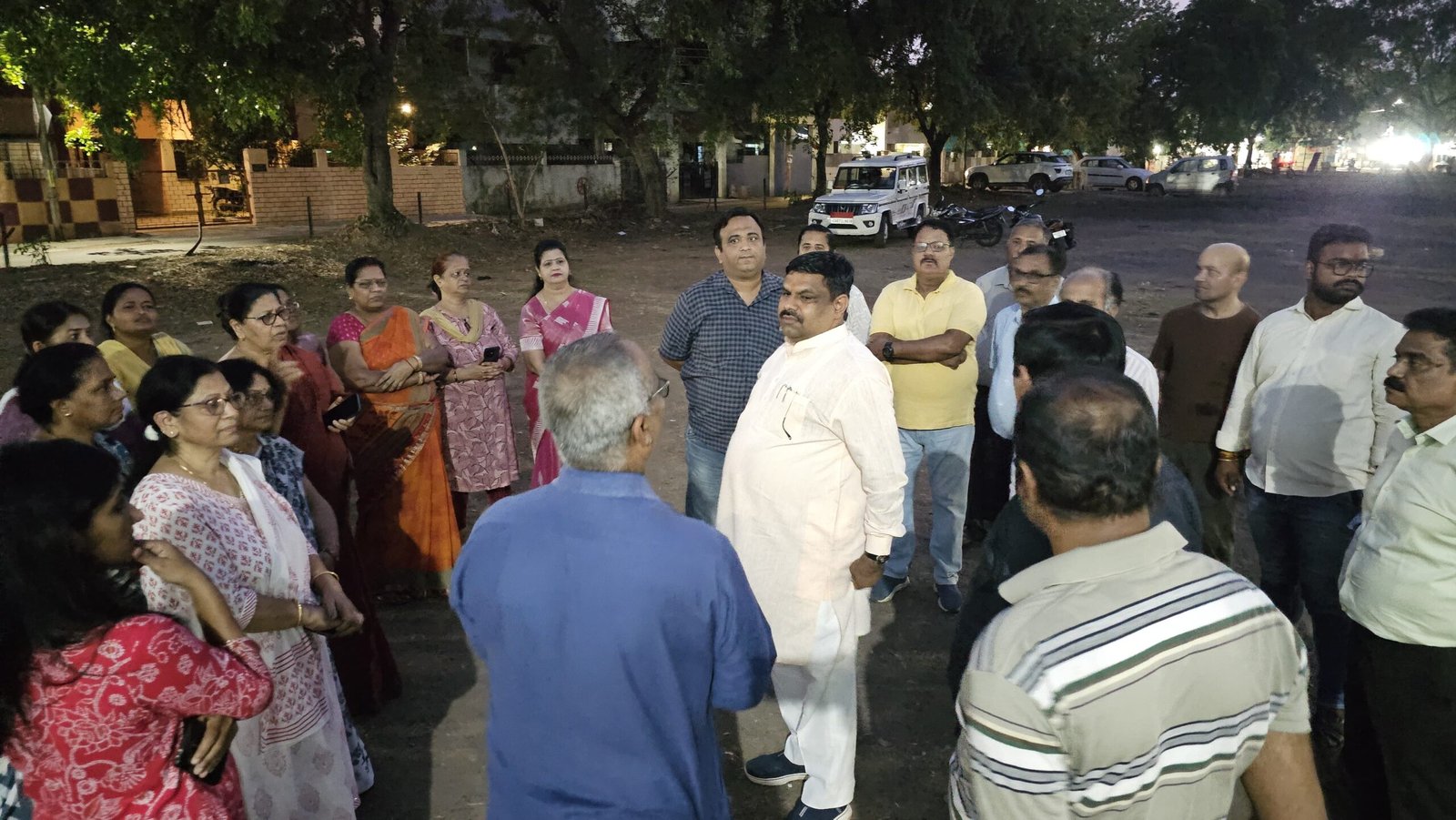 वार्ड 51 बोरसी पहुँचे विधायक गजेन्द्र यादव, प्रगति मैदान का होगा विस्तार