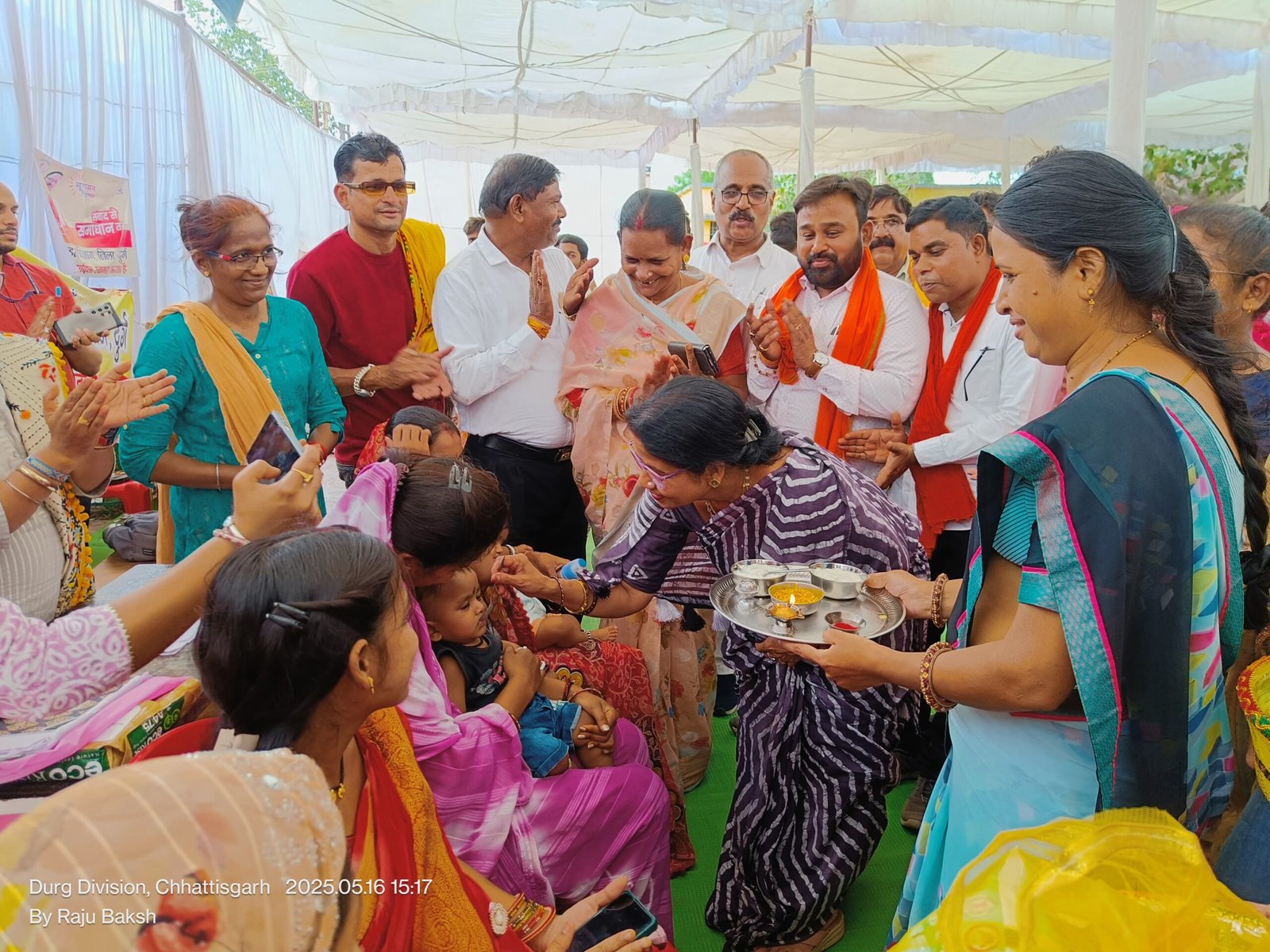 महापौर अलका बाघमार ने गर्भवती महिलाओं की गोद भराई कर बच्चों को कराया अन्नप्राशन