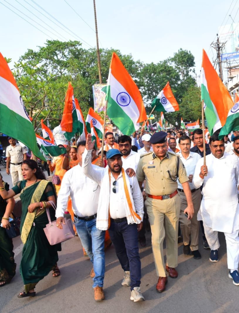 तिरंगा यात्रा- विधायक गजेन्द्र यादव ने कहा राष्ट्रहित में हम सब एकजुट, ऑपरेशन सिंदूर की सफलता पर भारतीय सेना के सम्मान में दुर्ग में तिरंगा यात्रा