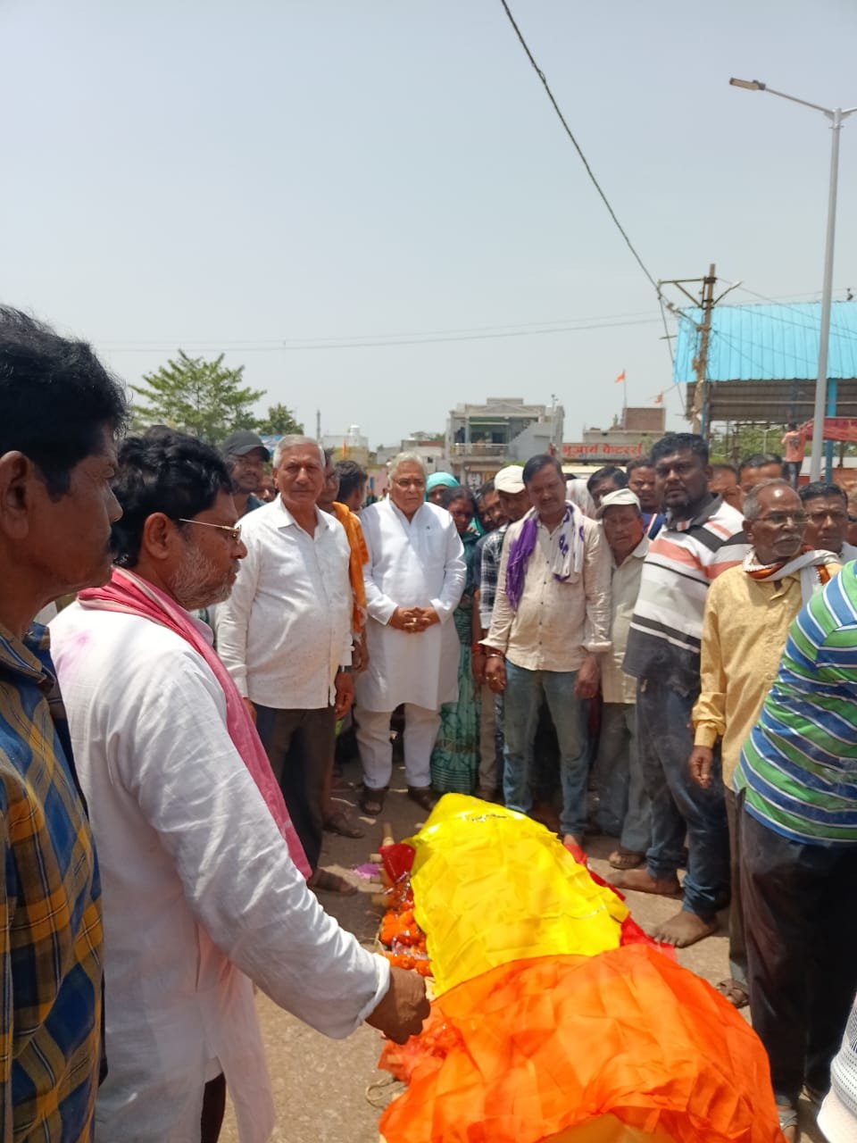 दुर्ग के बेटे शैलेन्द्र यादव की केदारनाथ यात्रा के दौरान दर्दनाक मृत्यु, अरुण वोरा ने पहुंचकर परिजनों को बंधाया ढांढस