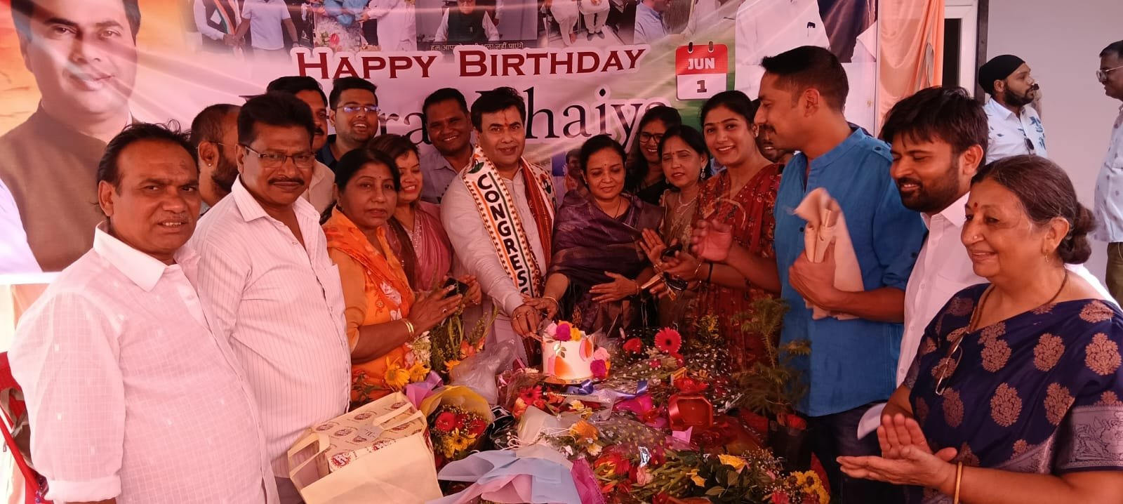पूर्व महापौर धीरज बाकलीवाल को जन्मदिन पर मिला जनता का भारी स्नेह