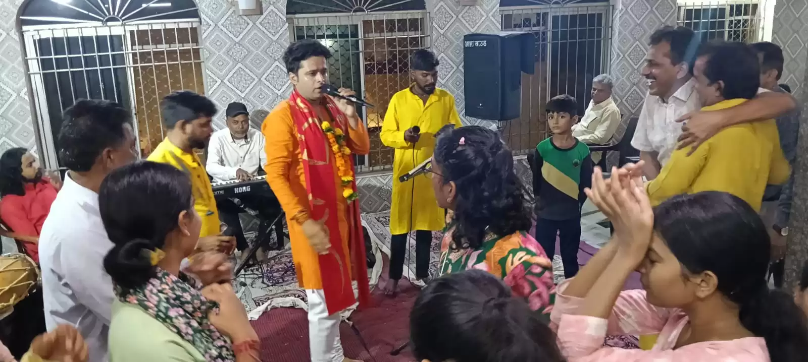 साई मंदिर में भजनों की प्रस्तुति ने श्रद्धालुओं का जीता दिल, धूमधाम से मनाया गया गुरु पूर्णिमा पर्व