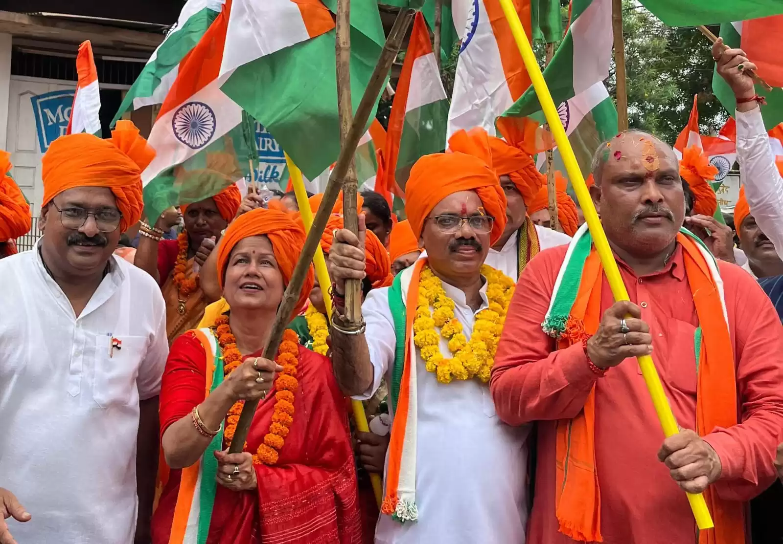 देशभक्ति का संदेश लेकर निकली भव्य तिरंगा रैली, हर घर तिरंगा के संग गूंजे स्वच्छता के नारे,दुर्ग में भव्य तिरंगा रैली, हर घर तिरंगा के संग गूंजे स्वच्छता के नारे