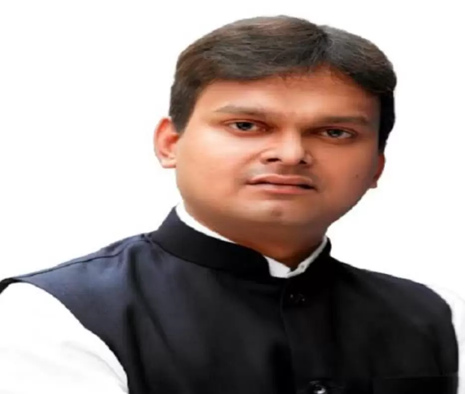 बीजेपी विधायक दल के सचिव आशुतोष दुबे ने लिखी नई कविता बिहार में वायरल