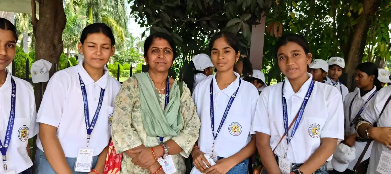 कोलकाता में विज्ञान अनुसंधान यात्रा में कवर्धा ज़ोन का प्रतिनिधित्व करेंगे बेमेतरा के विद्यार्थी