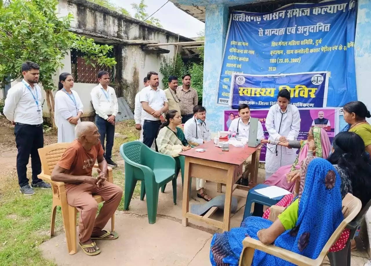 नालसा एवं सालसा के स्टेट प्लान ऑफ एक्सन के तहत वरिष्ठ नागरिकों के अधिकारों के संबंध में जागरूकता कार्यकम, स्वास्थ्य परीक्षण एवं जॉच शिविर का किया गया आयोजन