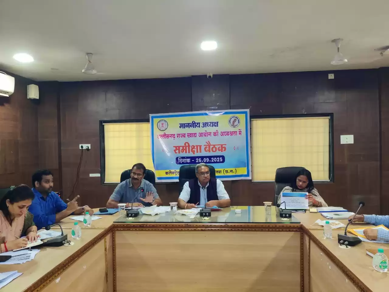 खाद्य आयोग अध्यक्ष श्री संदीप शर्मा का बेमेतरा प्रवास – निरीक्षण एवं समीक्षा बैठक में दी सख्त हिदायतें