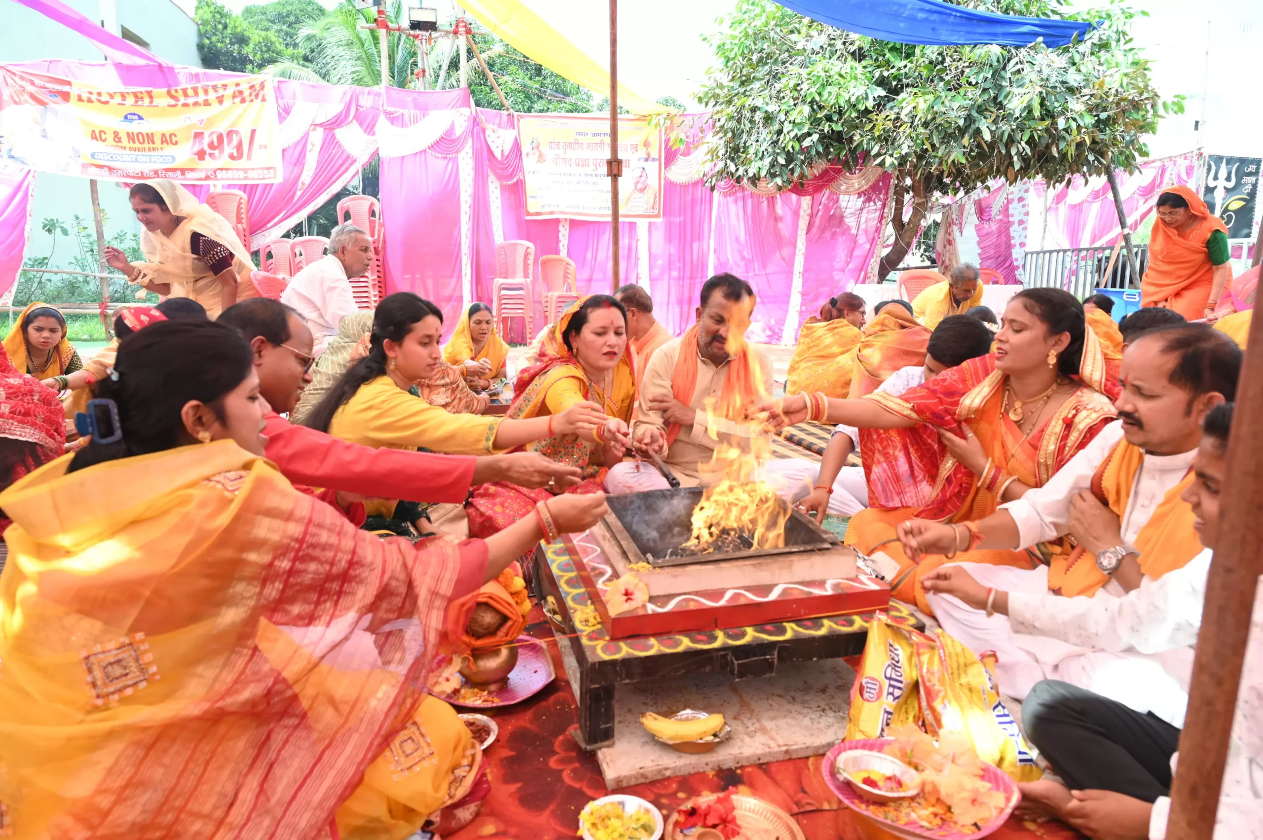 विराट नगर में हुआ नौ कुंडीय हवन,कन्यापूजन व महाभंडारा, जनजागरण दुर्गोत्सव समिति बोरसी के नवरात्रि उत्सव ने बनाई ट्विनसिटी में अलग पहचान