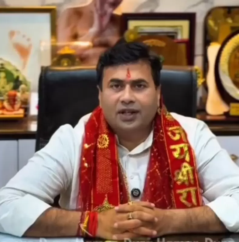 नवरात्रि के पावन अवसर पर इस वर्ष भी भव्य डांडिया-गरबा उत्सव का आयोजन