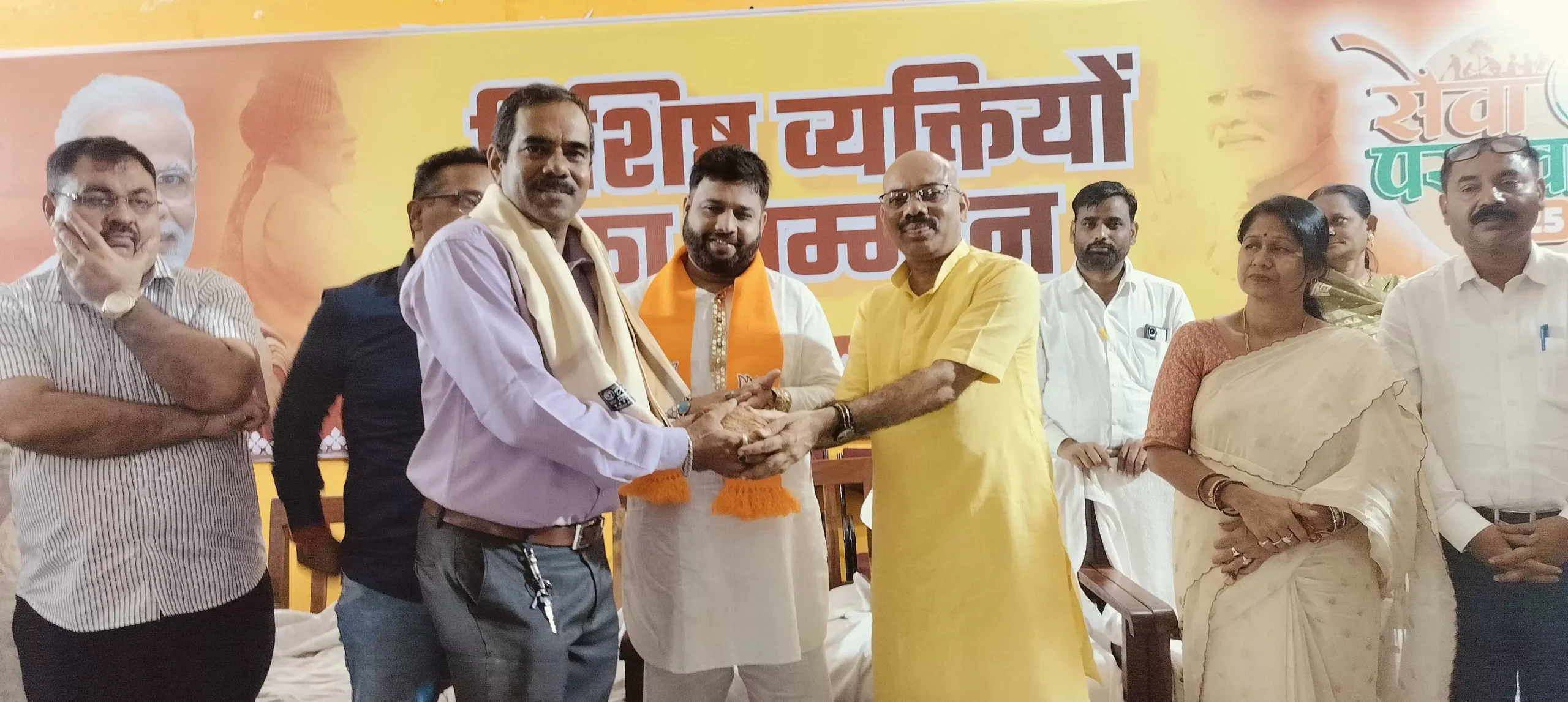 भाजपा अल्पसंख्यक मोर्चा ने किया सेवा पखवाड़ा कार्यक्रम के तहत अल्पसंख्यक वर्ग के वरिष्ठ जनों एवं प्रमुखो का सम्मान