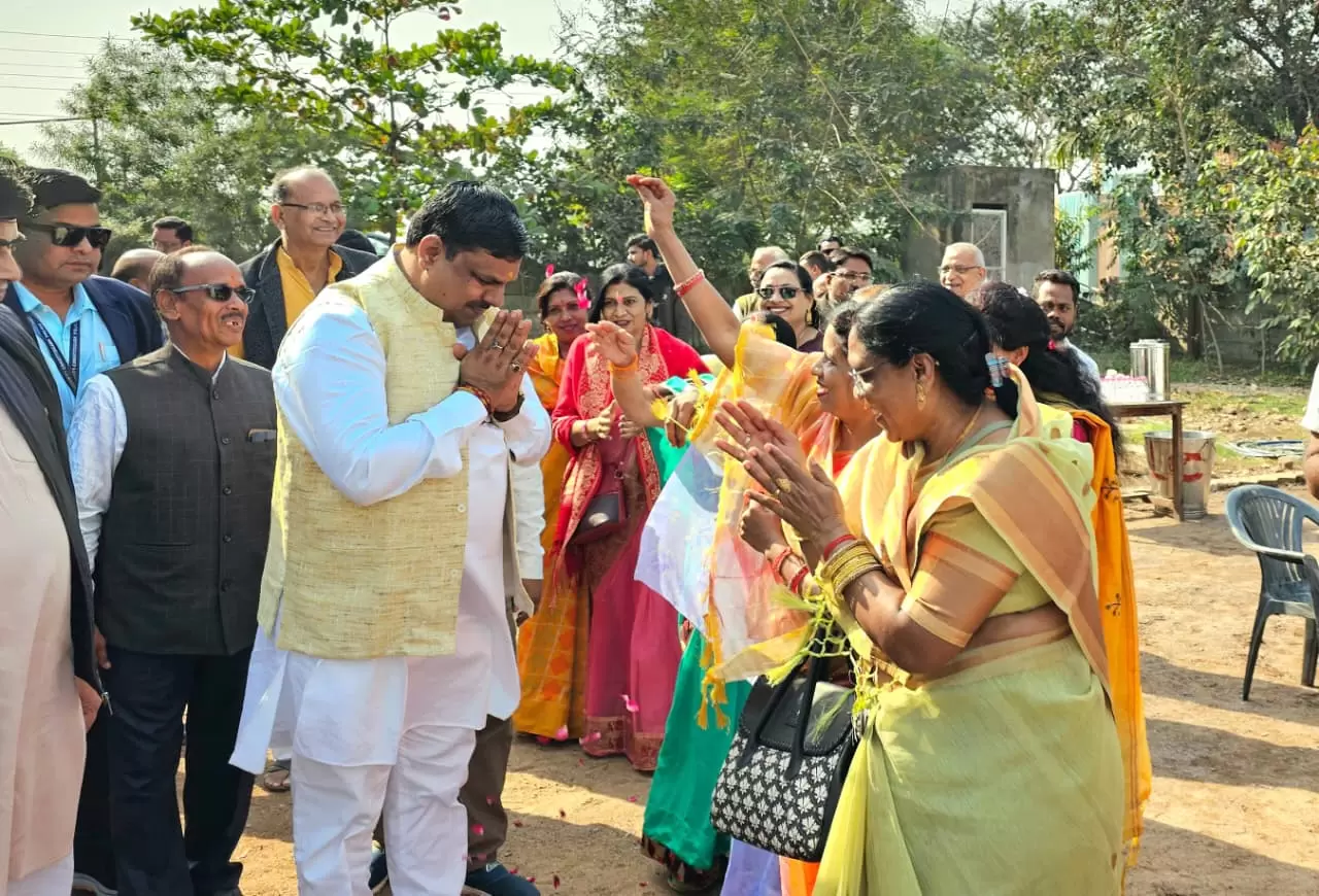 महतारी वंदन की 20वीं किस्त, केबिनेट मंत्री गजेन्द्र यादव ने मुख्यमंत्री का जताया आभार