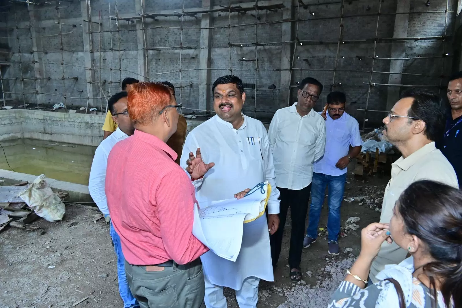 केबिनेट मंत्री गजेन्द्र यादव की पहल से दुर्ग में तैयार हो रहा स्विमिंग पूल