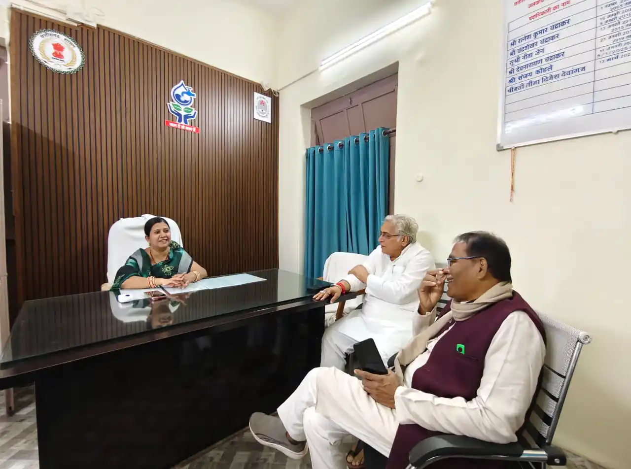 दुर्ग वाटर टैंक हादसा: अरुण वोरा आज पहुंचे फिल्टर प्लांट, गंभीर सुरक्षा खामियों पर जताई चिंता,दिए 5 बड़े सुझाव