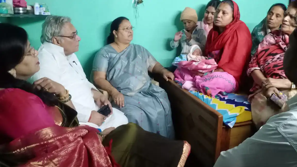 दुर्ग अस्पताल में दोहरी मौत- कांग्रेस जांच समिति पहुँची दुर्ग, बदइंतज़ामी पर भेंड़िया, वोरा, सिन्हा, लोधी ने सरकार पर उठाए गंभीर सवाल