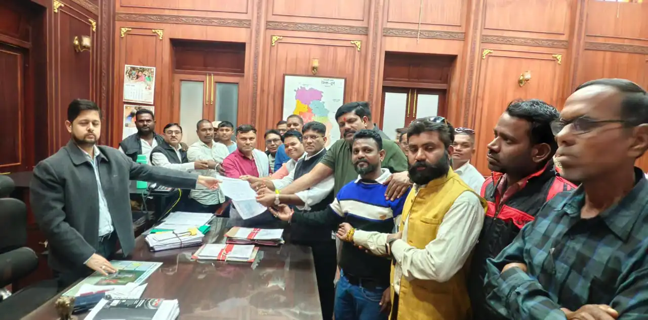 सोमवार तक टोकन लिमिट बढ़ाकर, धान परिवहन चालू नही हुआ तो बुधवार को दुर्ग जिले के धान खरीदी केंद्रों में तालाबंदी