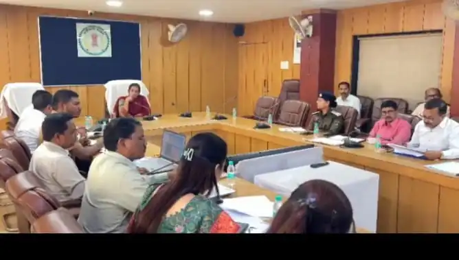 वित्तीय एवं भौतिक लक्ष्यों की शत-प्रतिशत पूर्ति के निर्देश, निर्देशों की अवहेलना पर कार्रवाई के लिए रहें तैयार