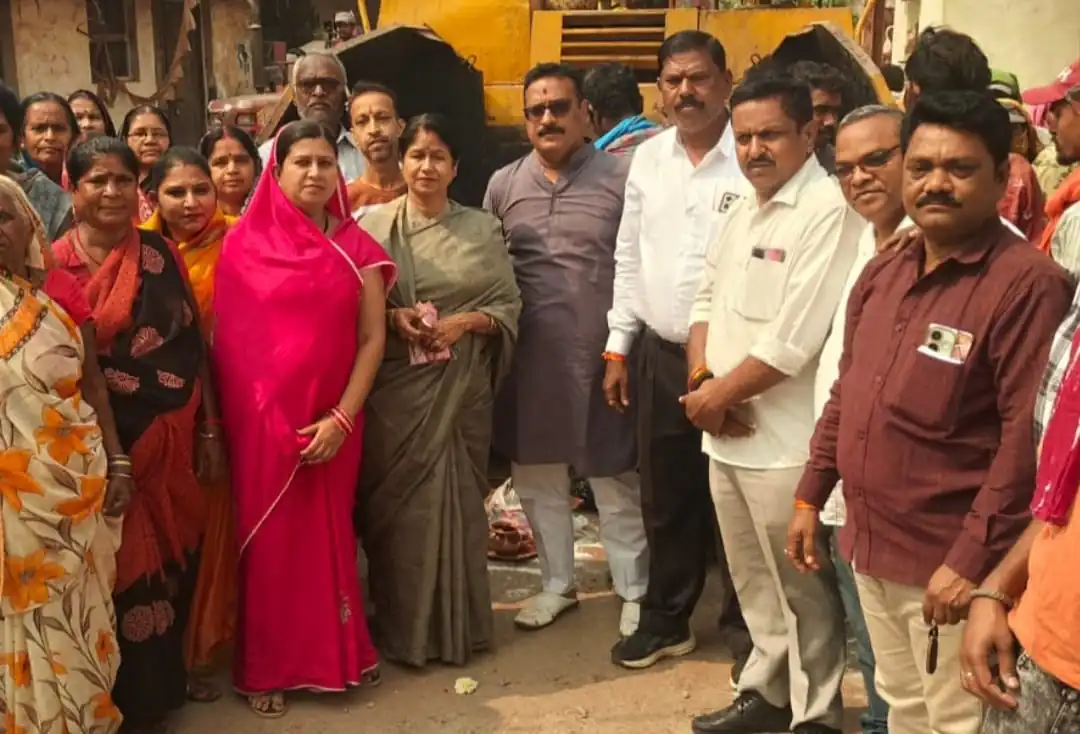 महापौर अलका बाघमार ने गया नगर में 20 लाख की लागत किया डामरीकरण कार्य का भूमिपूजन