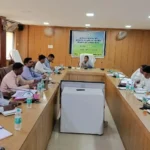 कृषि संवर्गीय विभागों की समीक्षा बैठक: खरीफ तैयारी, खाद-बीज उपलब्धता एवं योजनाओं की प्रगति पर कलेक्टर महोदया ने दिए निर्देश