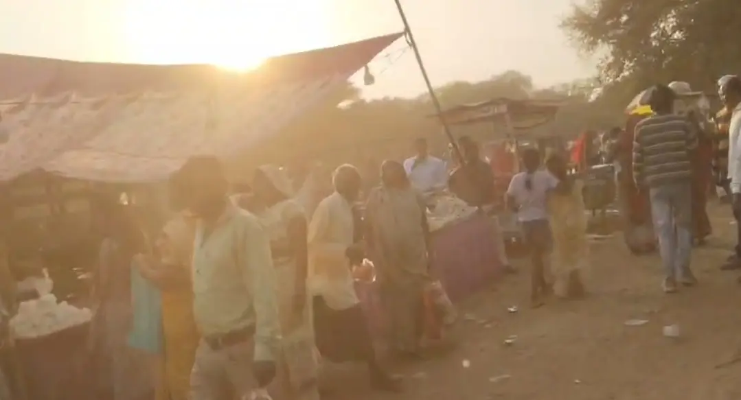 400 वर्षों से अधिक पुराना नर्मदेश्वर शिव मंदिर आस्था का बड़ा केंद्र, शिवरात्रि पर जुटी भक्तों की भीड़