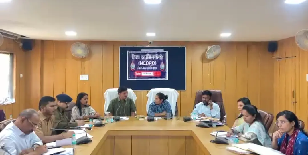 कलेक्टर–एसपी की दो टूक: नशीली दवाओं का कारोबार युवा पीढ़ी के लिए घातक, जिले को नशामुक्त बनाने बनेगी विशेष रणनीति