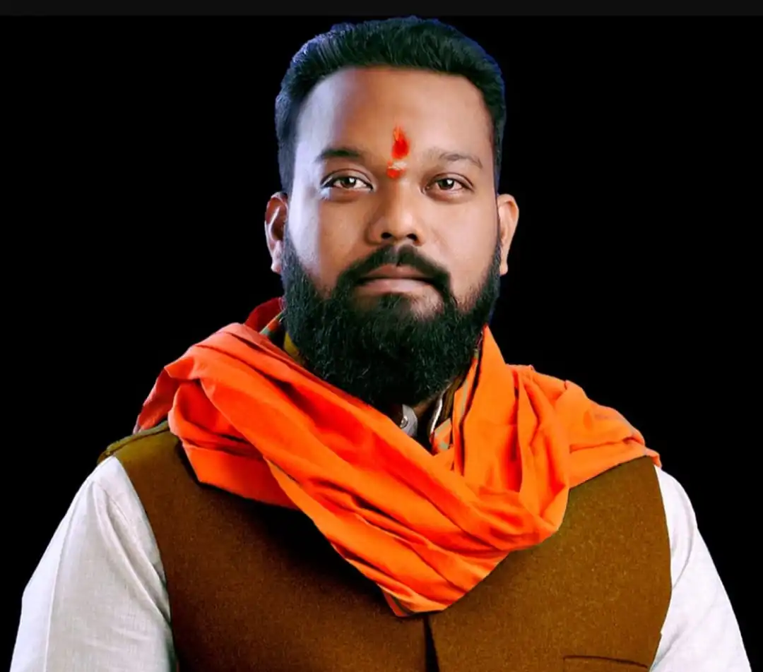 पार्षद मनीष यादव ने नगरवासियों को होली पर्व की हार्दिक शुभकामनाएं एवं बधाई दी