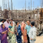 निर्माणाधीन पानी टंकी का शिक्षक नगर का महापौर अलका बाघमार ने किया निरीक्षण, गुणवत्ता में लापरवाही पर ठेकेदार को लगाई कड़ी फटकार