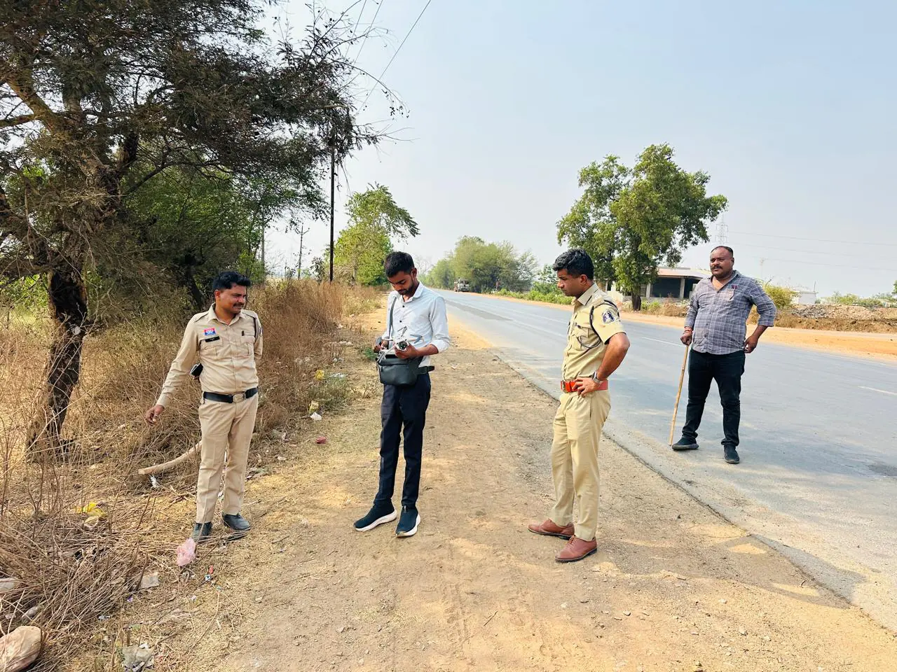 ग्रामीण और एकांत इलाकों में स्थित बाड़ियों एवं फार्म हाउसों का उपयोग अवैध मादक पदार्थों के उत्पादन या भंडारण के लिए ना हो सके, इसके लिए तकनीकी सहारा