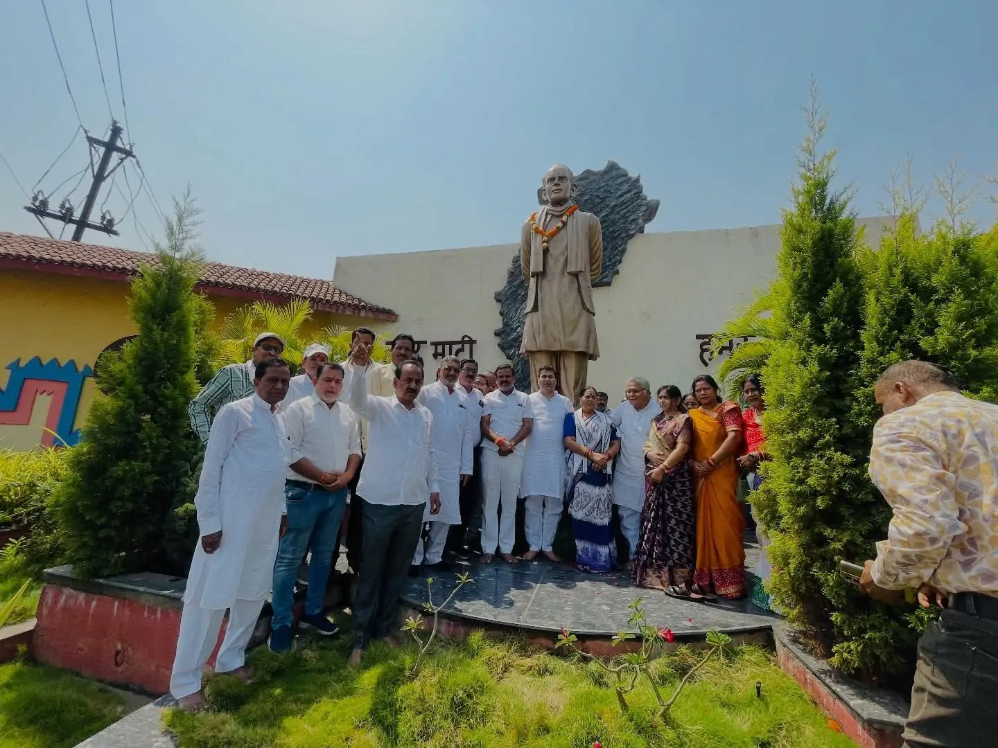वासुदेव चंद्राकर की जयंती पर कांग्रेसियों ने दी श्रद्धांजलि, आदर्शों पर चलने का लिया संकल्प
