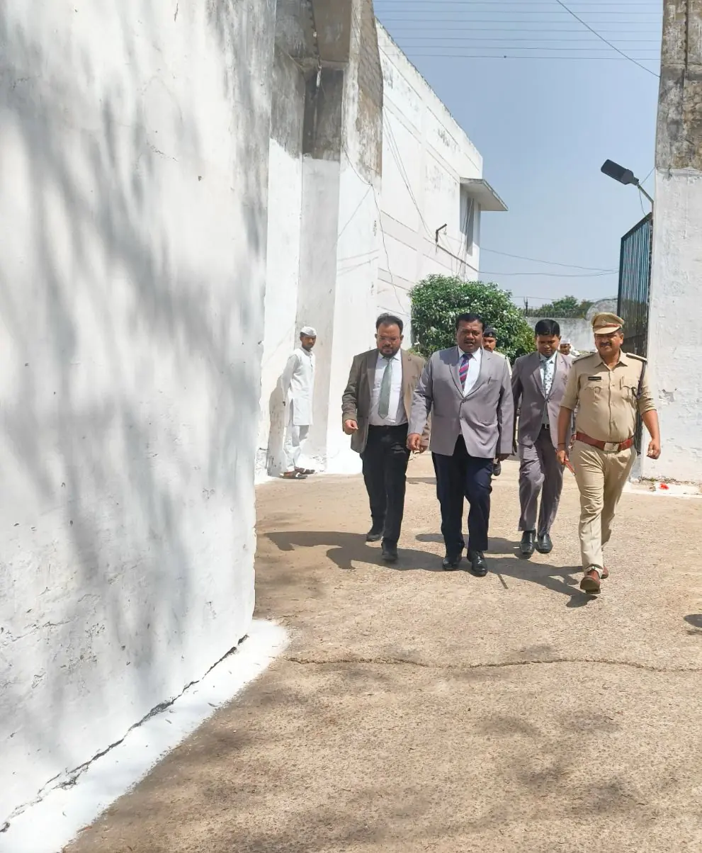 प्रधान जिला एवं सत्र न्यायाधीश जिला दुर्ग द्वारा केन्द्रीय जेल दुर्ग का किया गया निरीक्षण