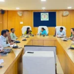 कलेक्टर ने समय-सीमा की बैठक में लंबित प्रकरणों की गहन समीक्षा की, अधिकारियों को दिए कड़े निर्देश