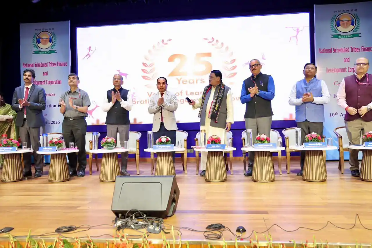 जनजातीय उद्यमिता को मिला प्रोत्साहन : जुएल ओराम ने NSTFDC को बताया परिवर्तनकारी संस्था