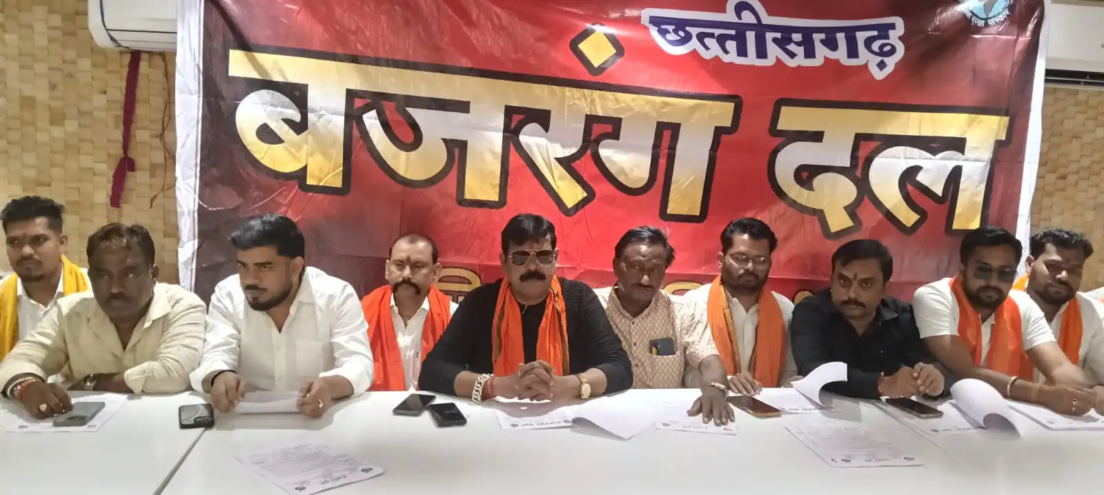 बजरंग दल की पहल लाई रंग, निजी स्कूलों की नहीं चलेगी अब मनमानी  कार्यवाही में लापरवाही नही किए जाएंगे बर्दाश्त-रतन यादव