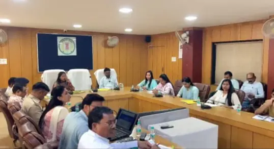 समय-सीमा की बैठक में लंबित प्रकरणों की समीक्षा, योजनाओं में तेजी लाने के निर्देश